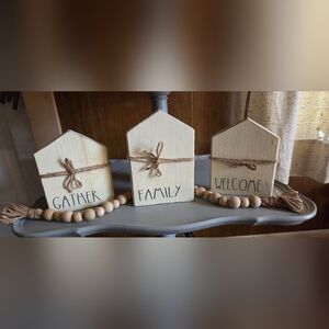 Welcome Gather Family Rustic Wood House Sign Set in Cream